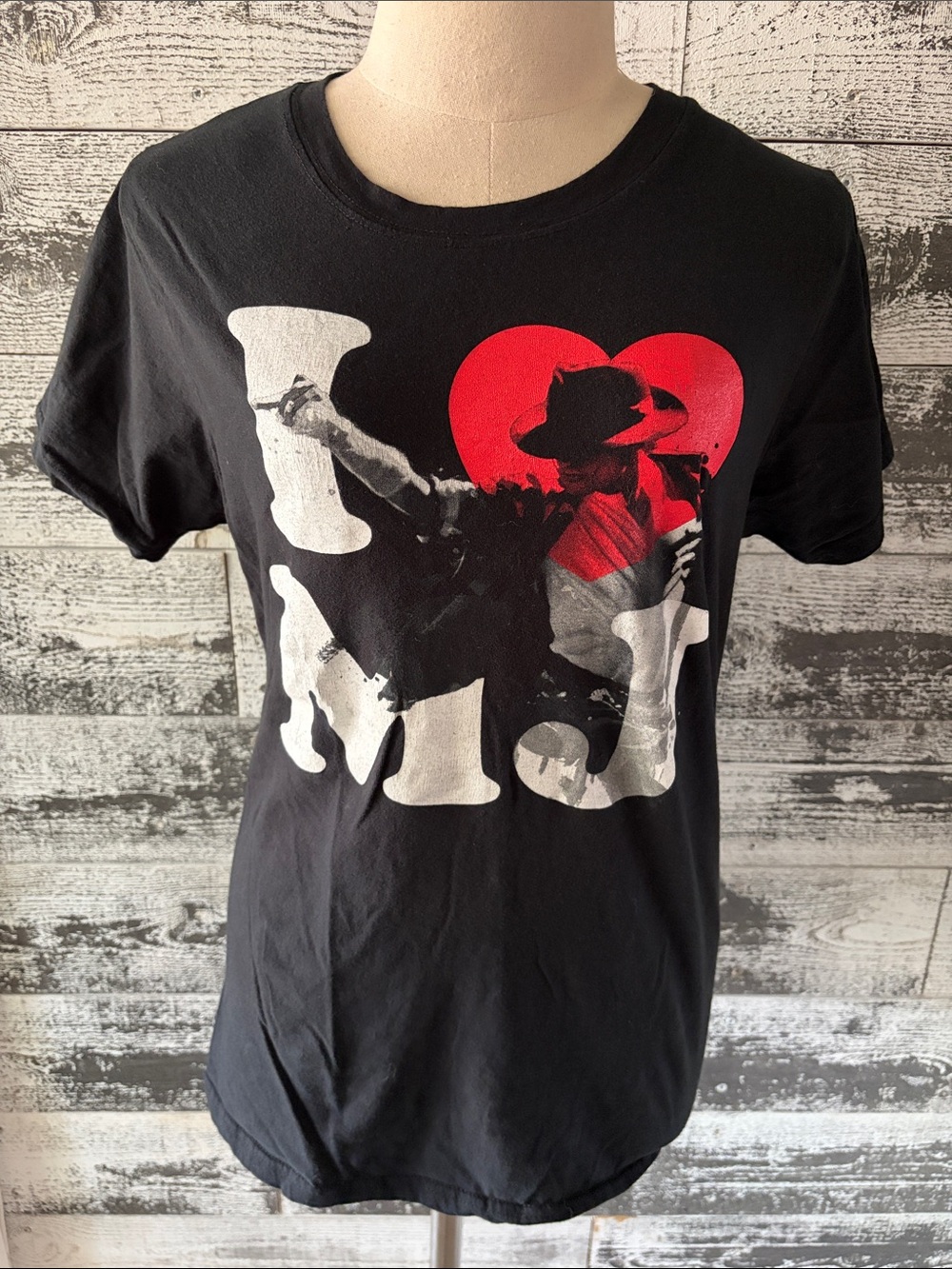 Black Graphic Michael Jackson T‑Shirt with Red Heart I Love MJ Print